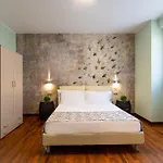 Vittoria With Private Heated Pool & Shared Sauna - Bellagio Village Willa