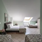 Willa Vittoria With Private Heated Pool & Shared Sauna - Bellagio Village