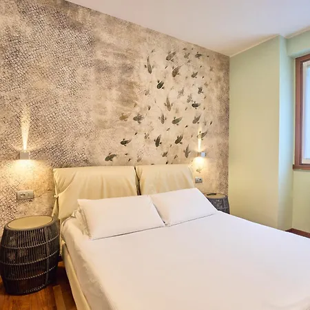 Villa Vittoria With Private Heated Pool & Shared Sauna - Bellagio Village Oliveto Lario